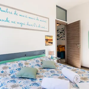 https://new-fishermans-house-seaside-air-conditioning-wi-fi.hotelitalianriviera.com